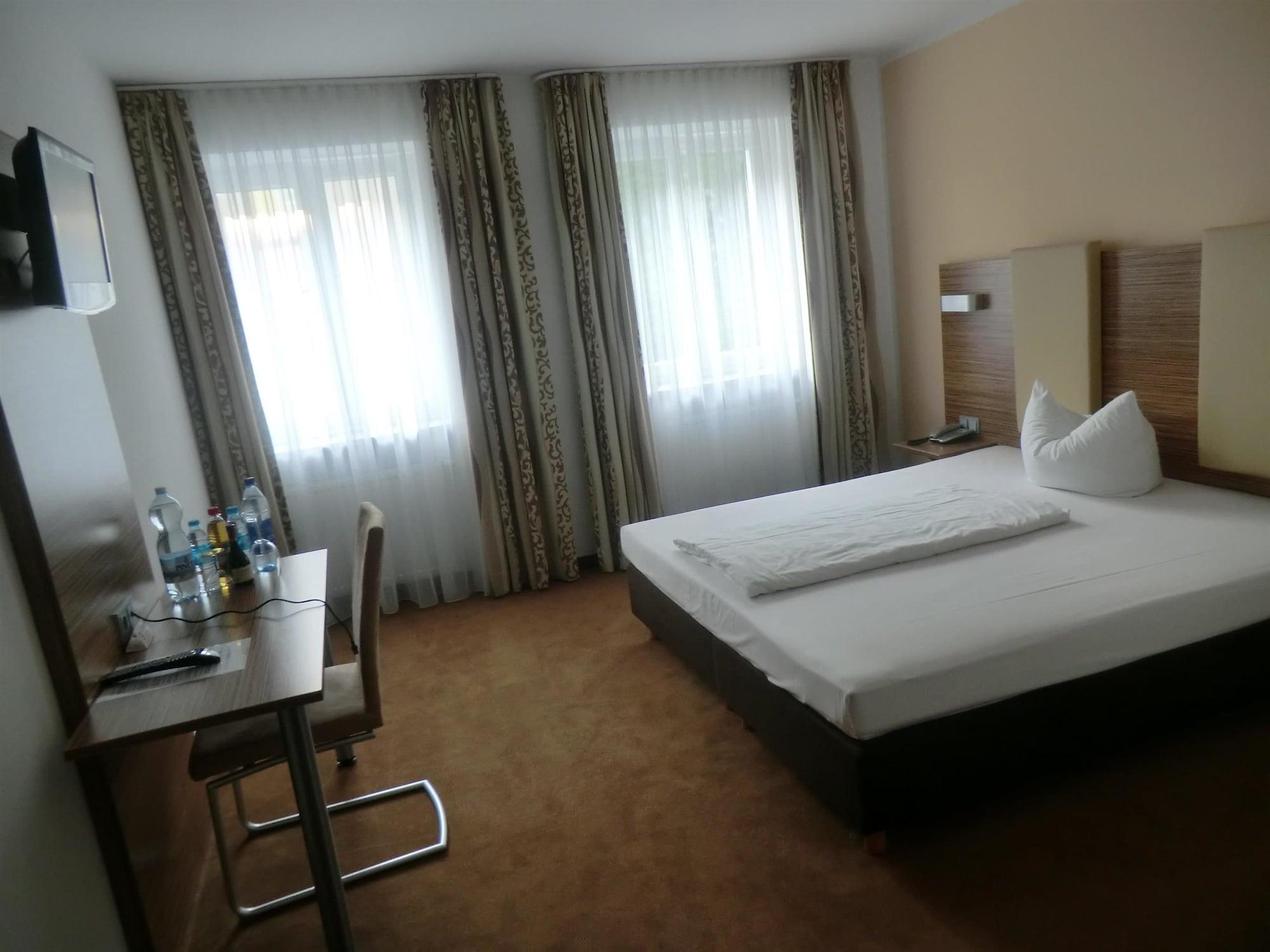 Hotel Andra Muenchen Exterior photo